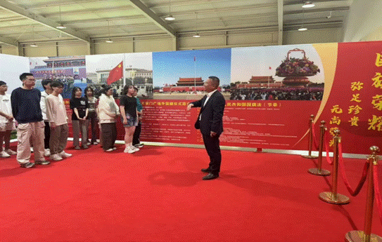 a32fec06229142d6d77c8b3ee7806be